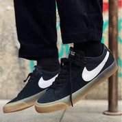 Zapatos Nike SB Blazer Low Pro GT Black Gum