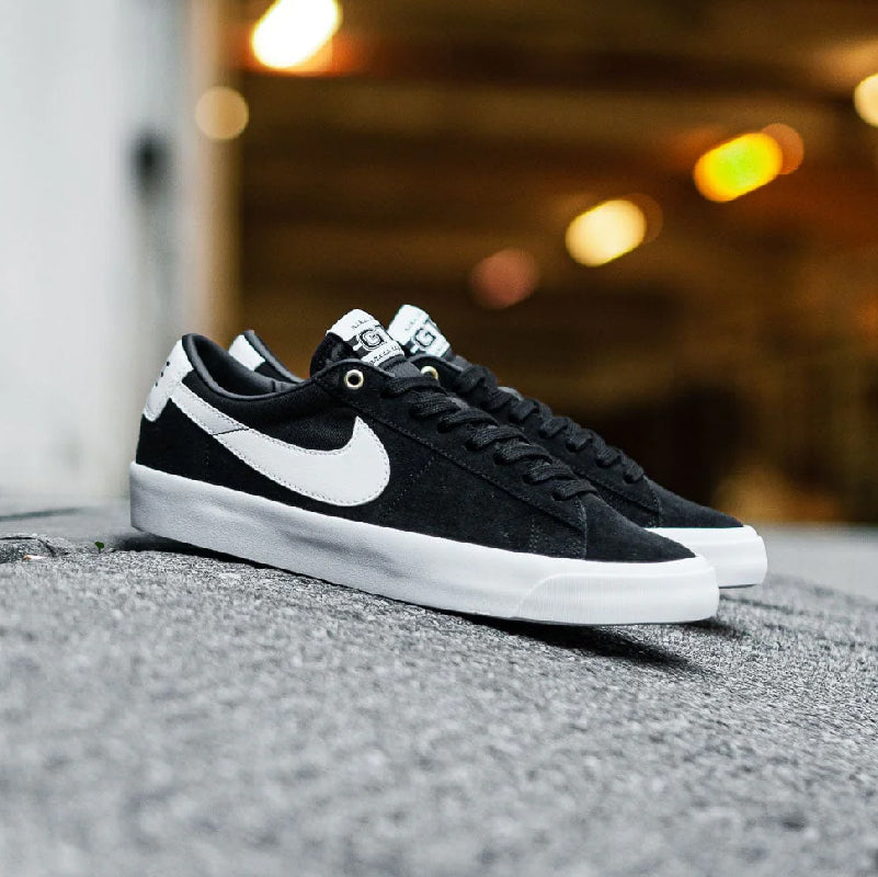 Zapatos Nike SB Blazer Low Pro GT Black White