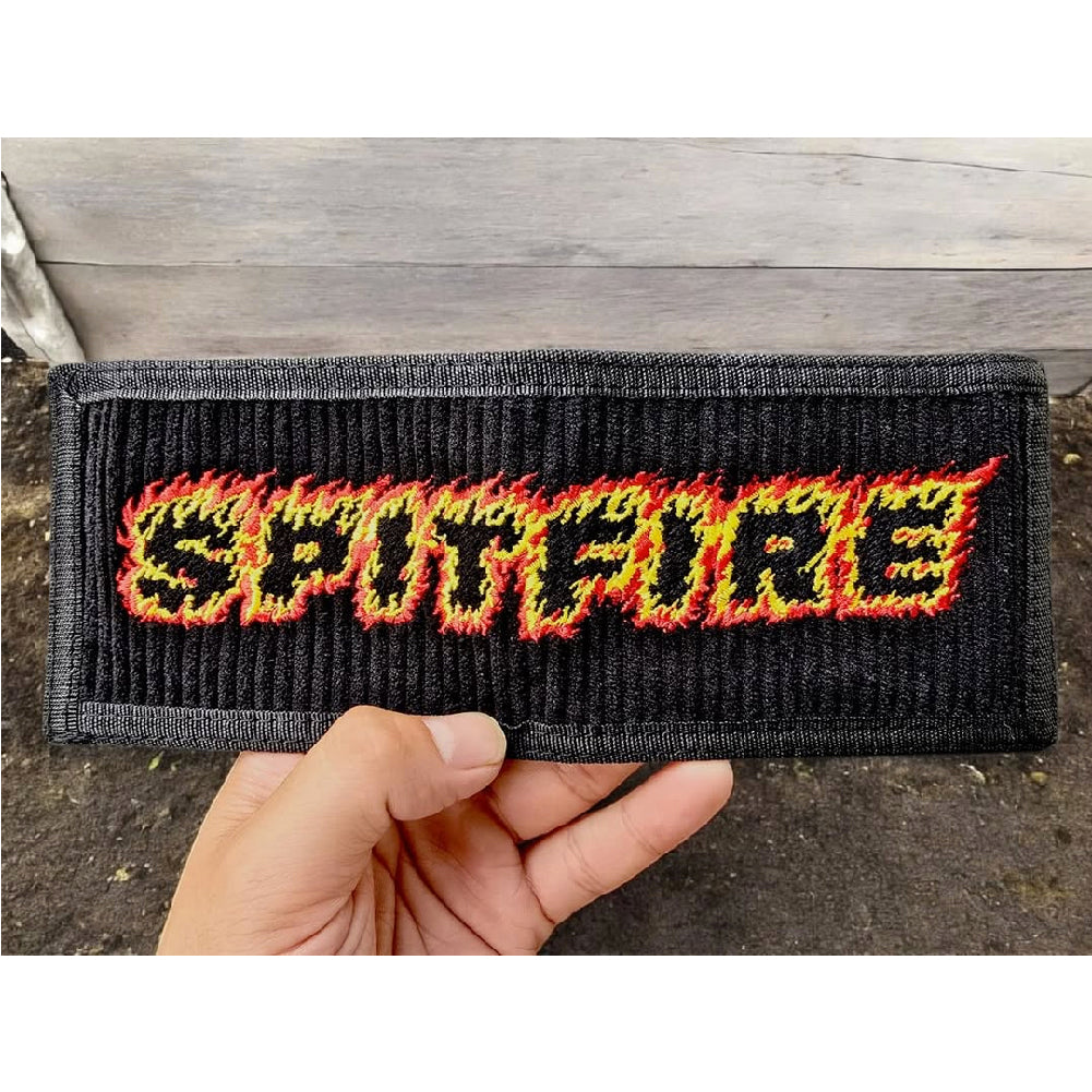 Billetera Spitfire Flames Script Bifold Wallet