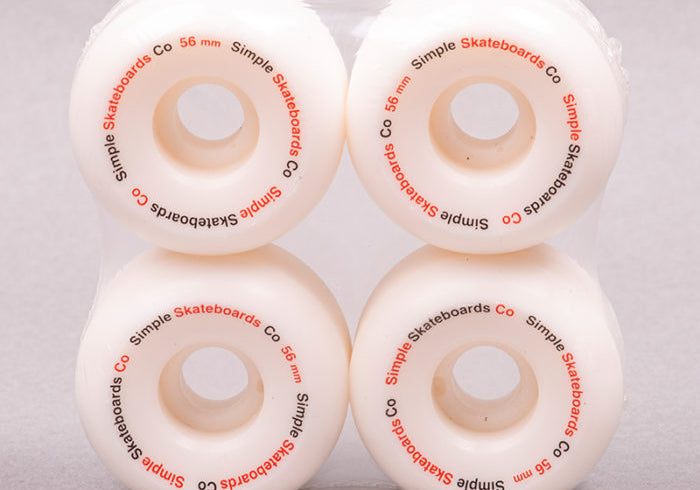 Ruedas-Simple-Co-Checkers-2-700x700.jpg
