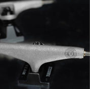 Trucks Thunder Team Hollows Raw