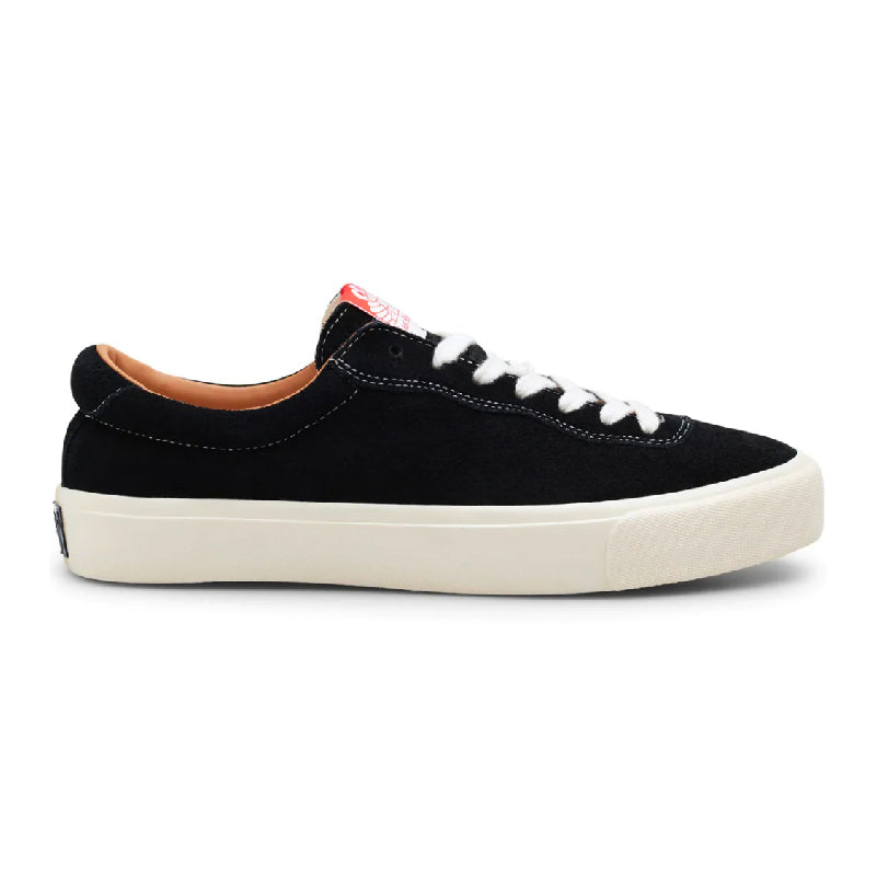 ZapatosLastResortABCM001Lo_Mesadetrabajo1.jpg