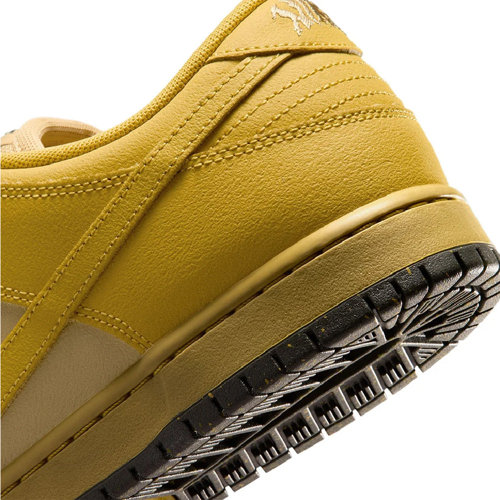 Zapatos Nike SB Dunk Low Pro Saffron Quartz