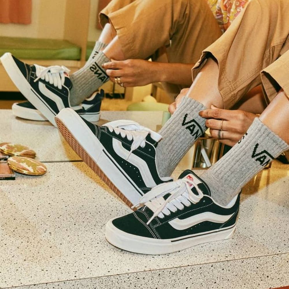 Zapatos Vans Knu Skool Black White