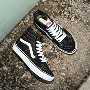 Zapatos Vans SK8-Hi Black White